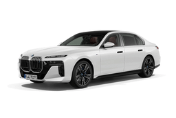 Bmw I7 Color Mineral White